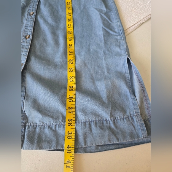 Alisson Brittney Sleeveless Denim Button-Down Dress - Picture 11 of 13